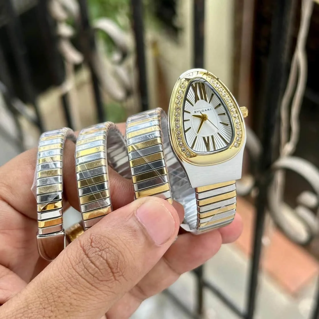 00590cb2-0d3b-43c9-bdae-c03c90dd9429-compressed-1.webp Bvlgari Snake Serpenti Spiga - Image 1