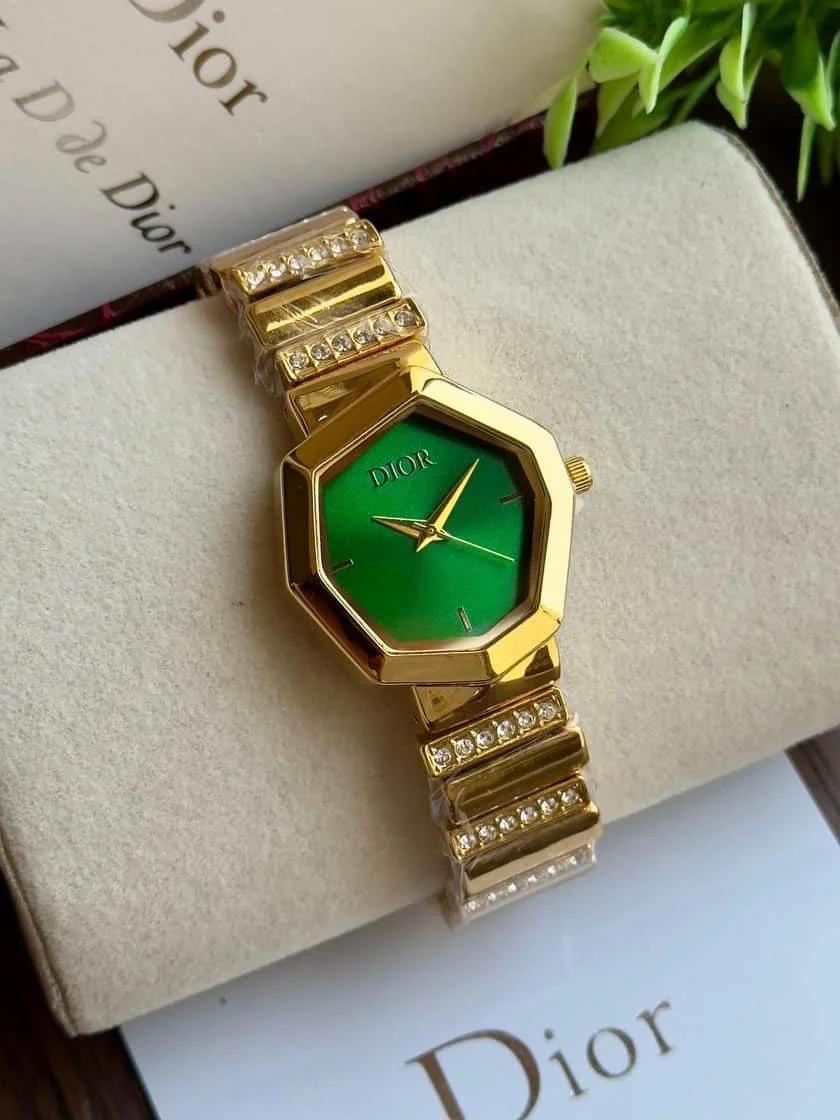dec88e5c-fe71-4562-886f-af138d71559f-compressed.webp Dior La D de Green Dial - Image 1